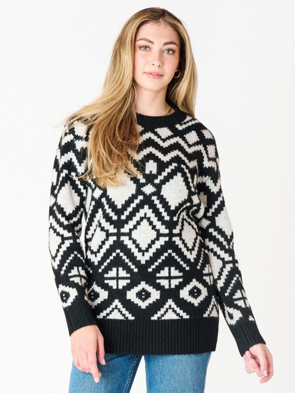 Black & White Geometric Crewneck Sweater - Women